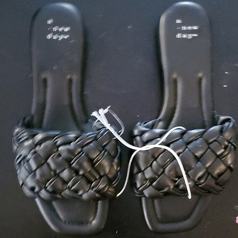 A new day black woven like slides